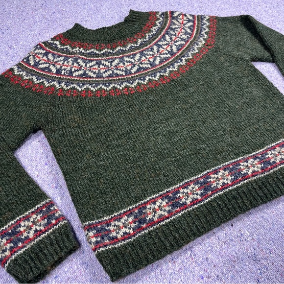 Croft & Barrow Fair Isle Green Patterned Knit Pullover Sweater Size Medium - Picture 3 of 8